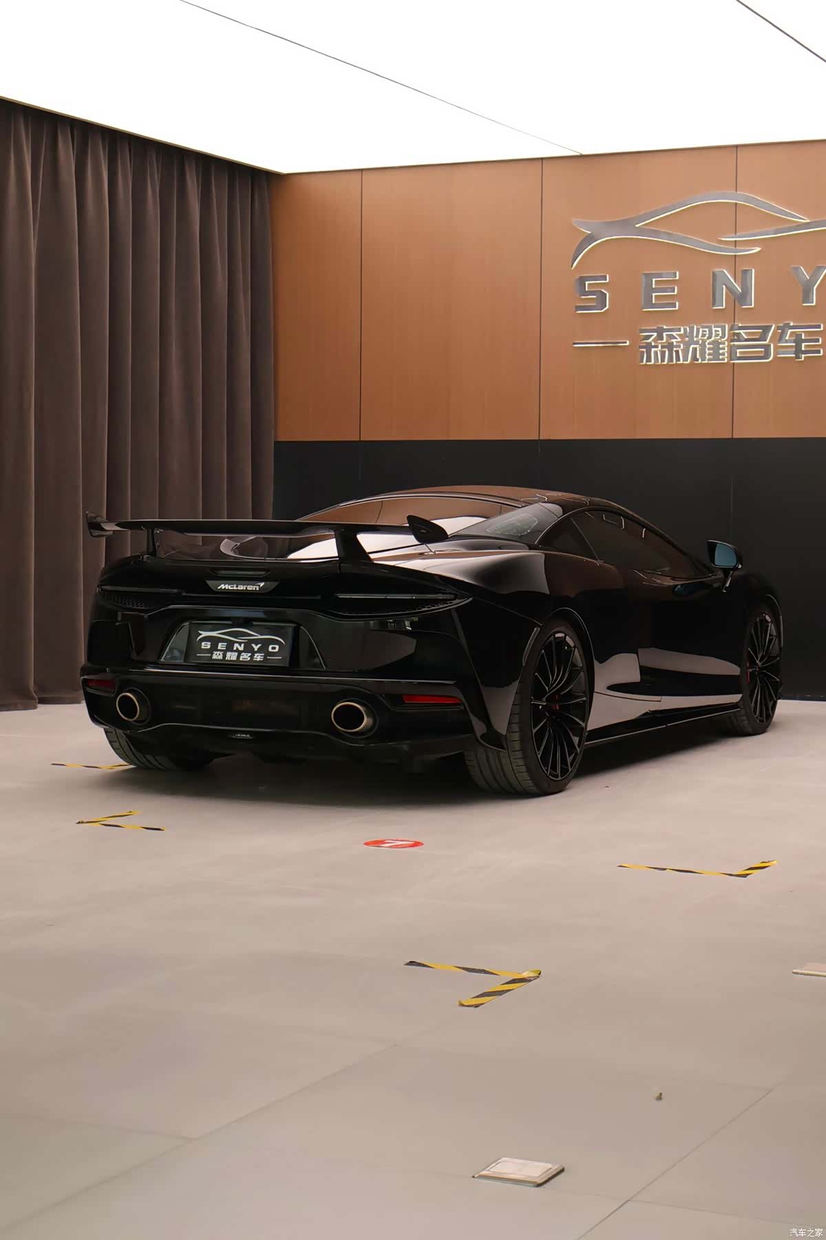 McLaren GT, 2022 10