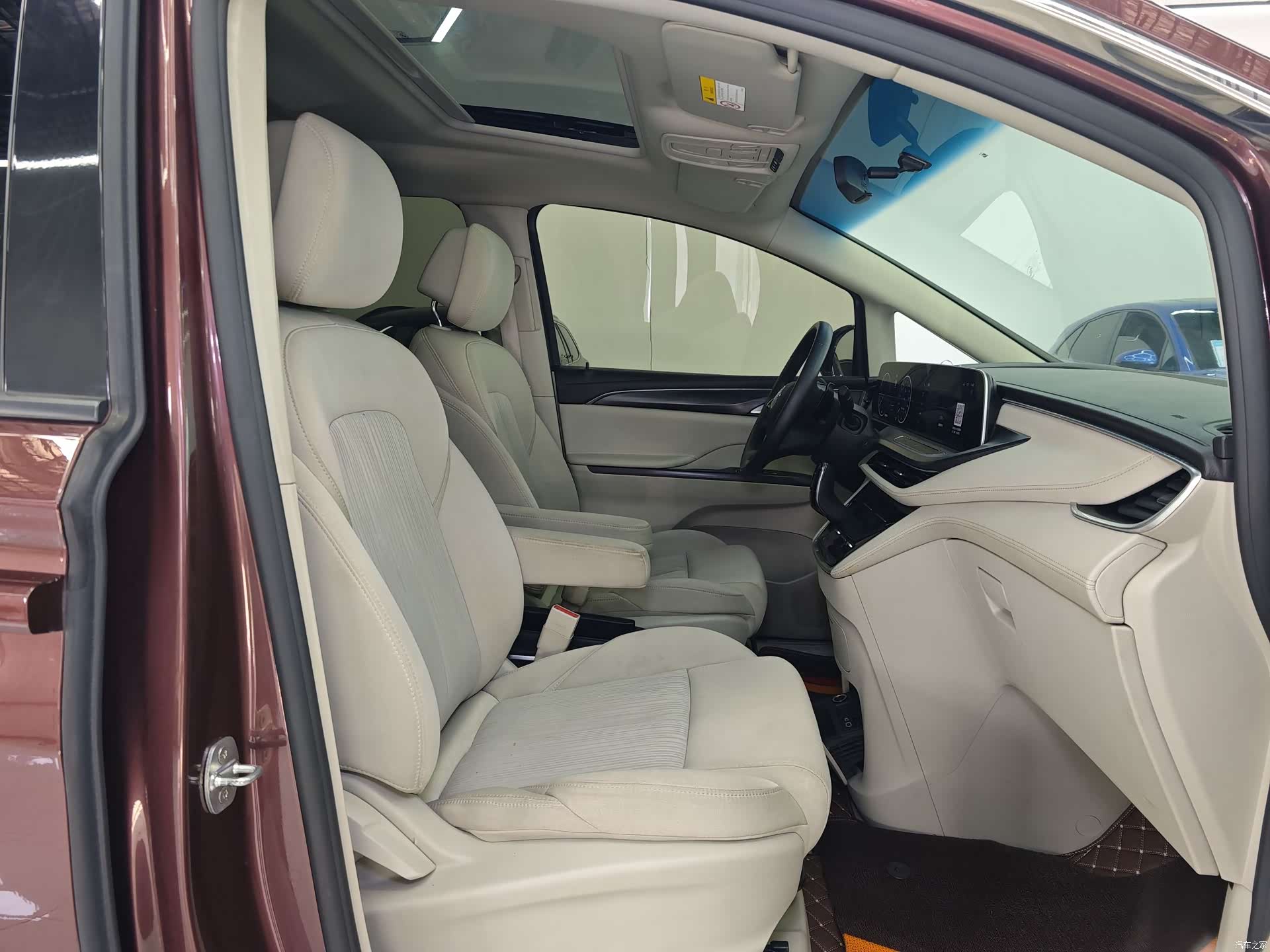 Buick GL8, 2021 15