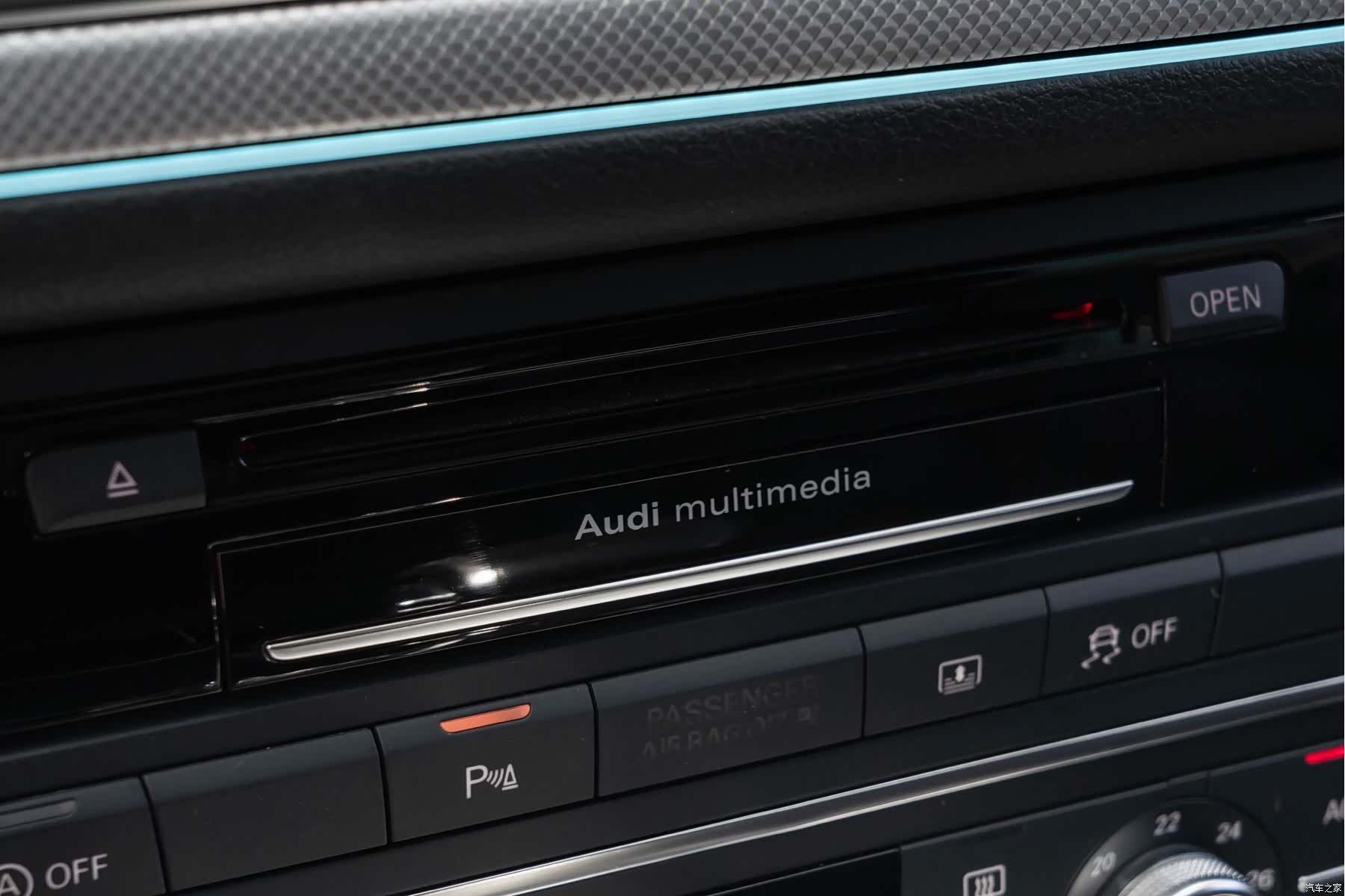 Audi A6L, 2014 22