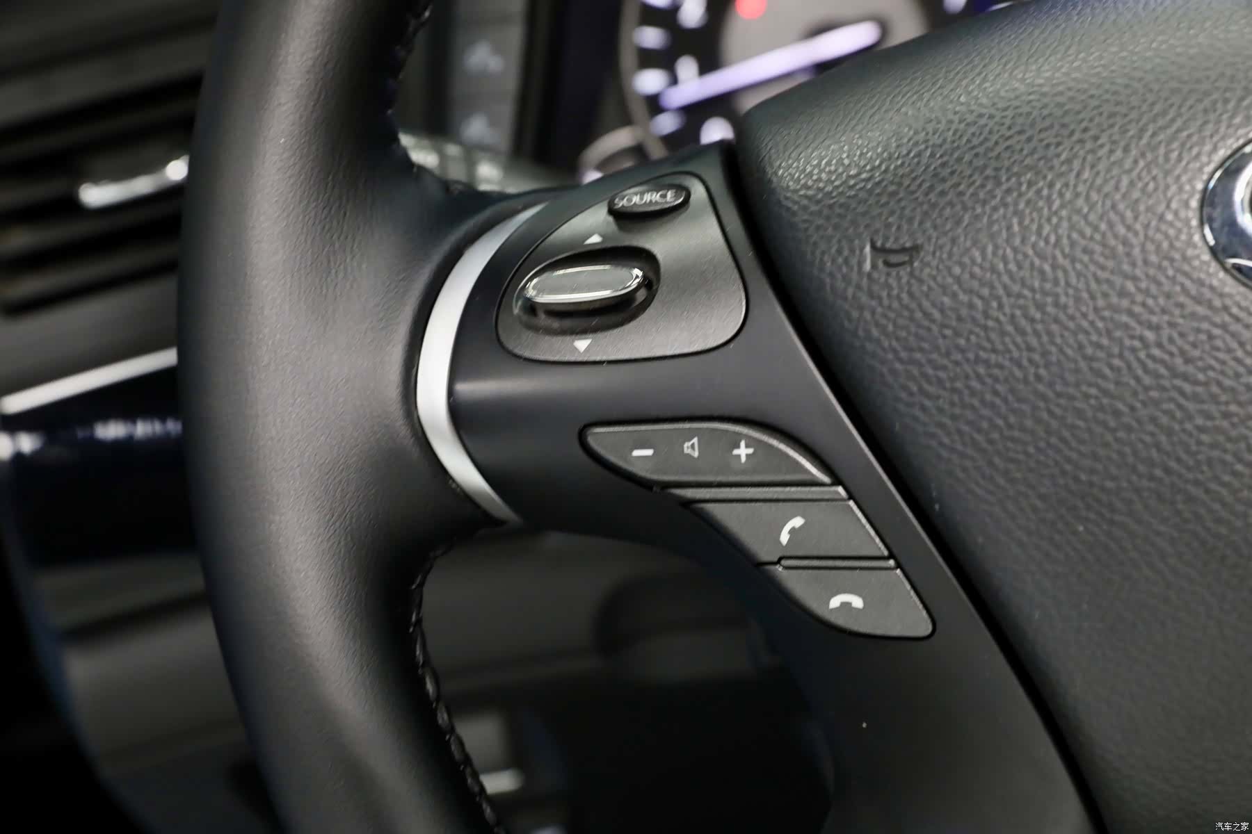 Infiniti Q70, 2016 22