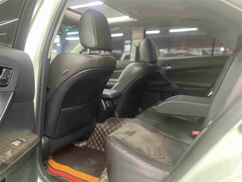 Toyota 2.5V, 2018 11