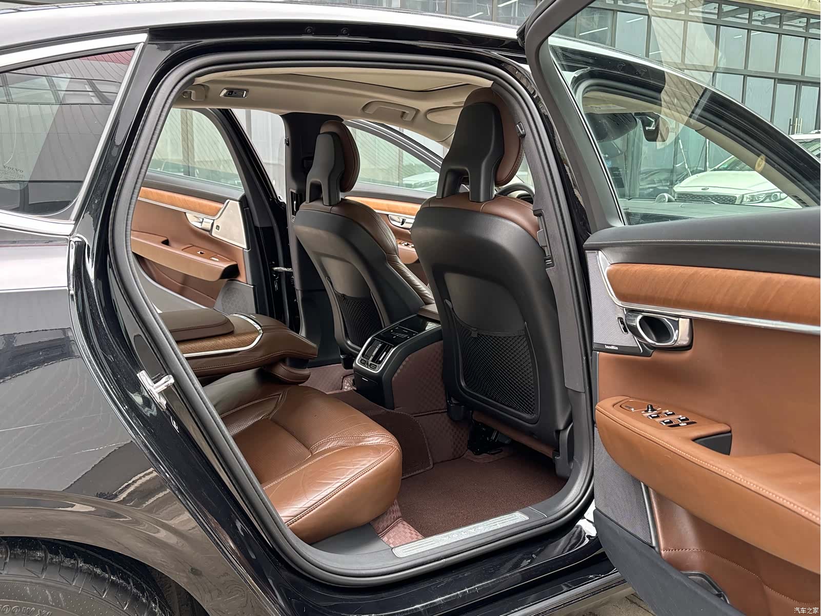 Volvo S90, 2018 20