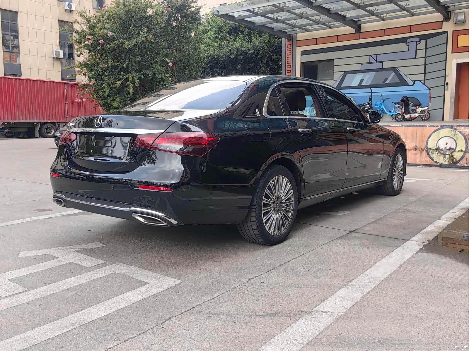 Mercedes-Benz E-Class, 2023 15
