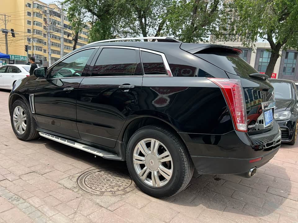 Cadillac SRX