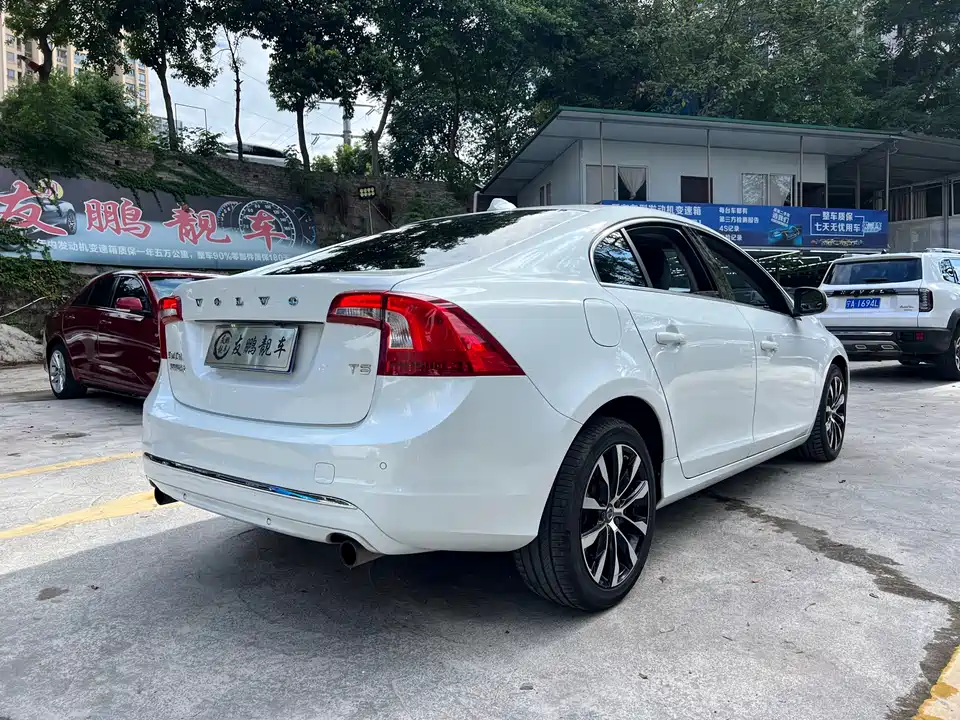 Volvo S60
