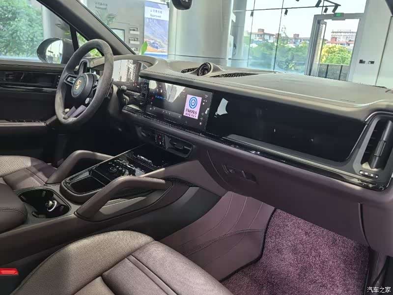 Porsche Cayenne, 2025 6