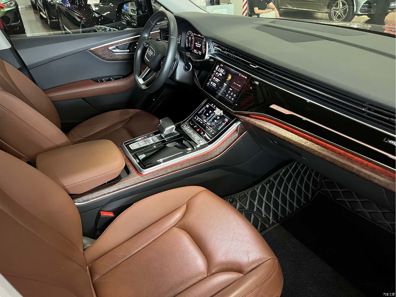 Audi Q7, 2021 9