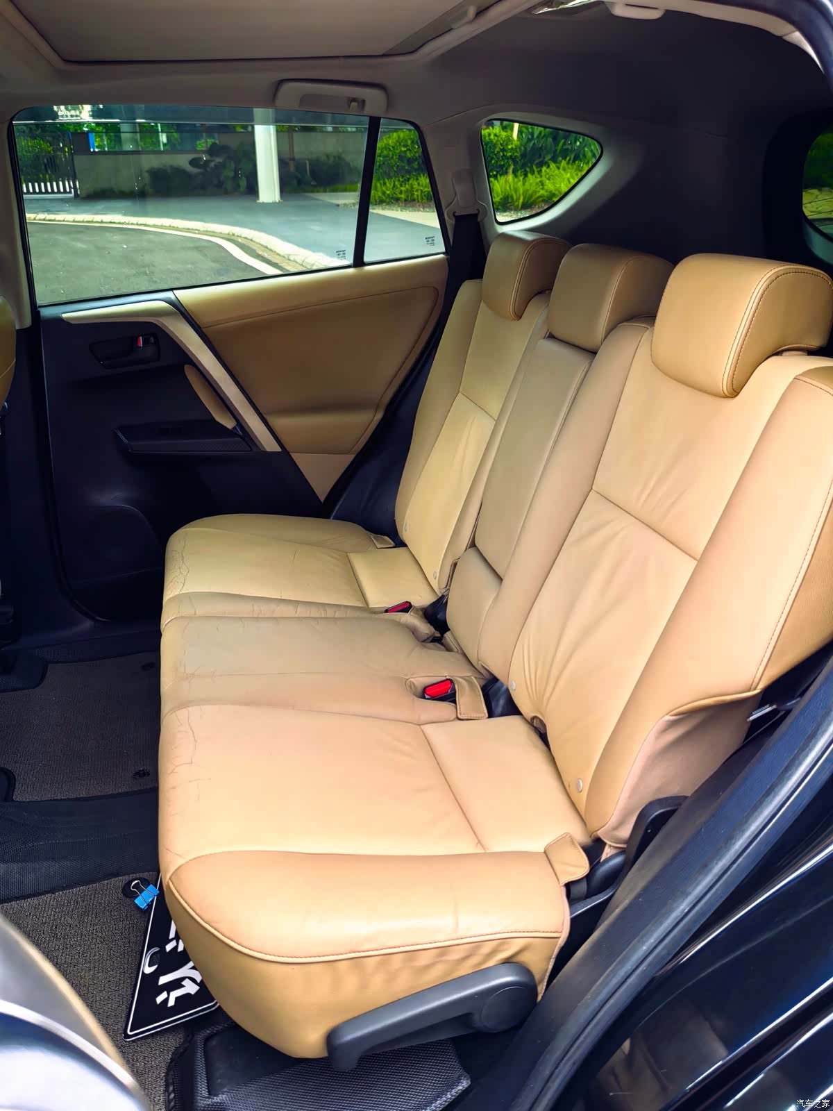 Toyota RAV4, 2013 27