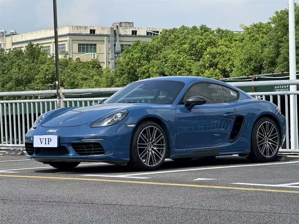 Porsche 718