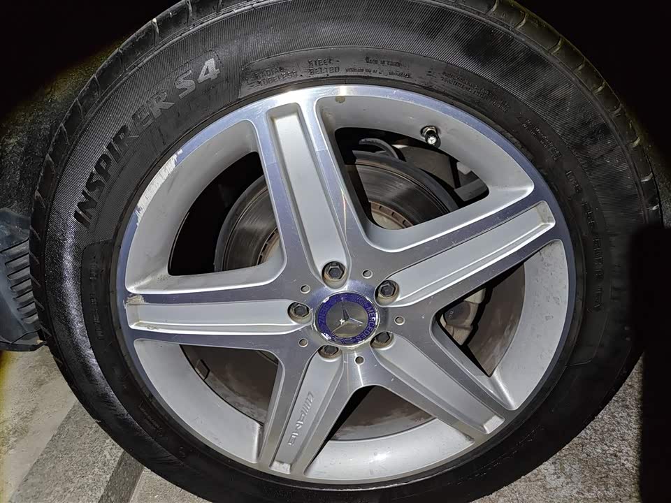 Mercedes-Benz R-class