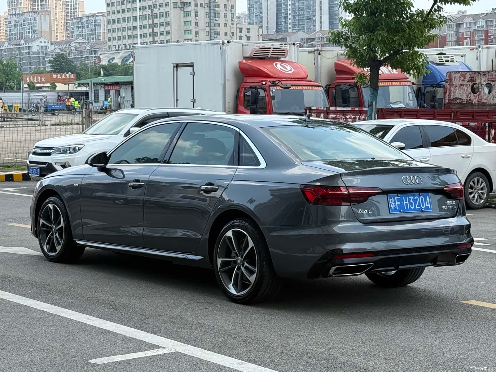 Audi A4L, 2021 7