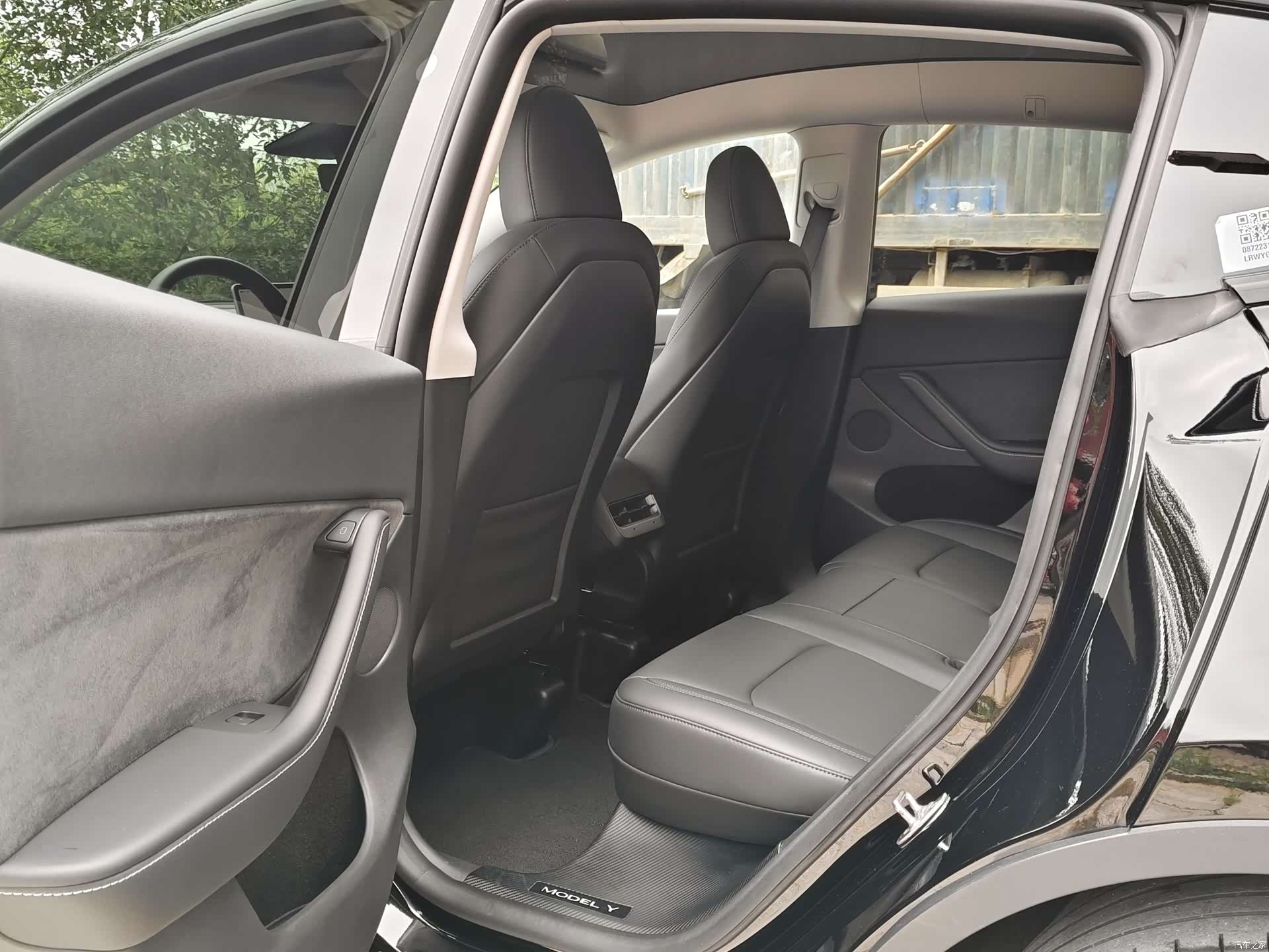 Tesla Model Y, 2023 6