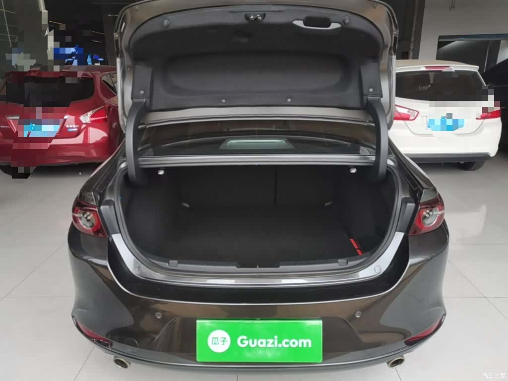 Mazda Mazda3, 2023 19