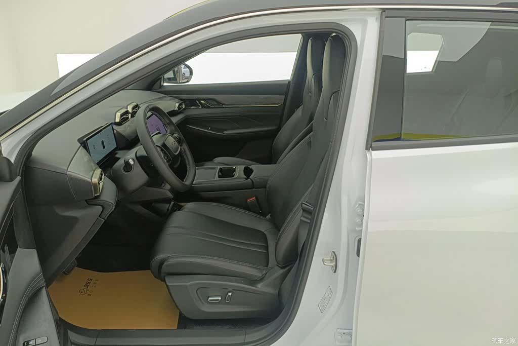 DongFeng L7, 2026 9