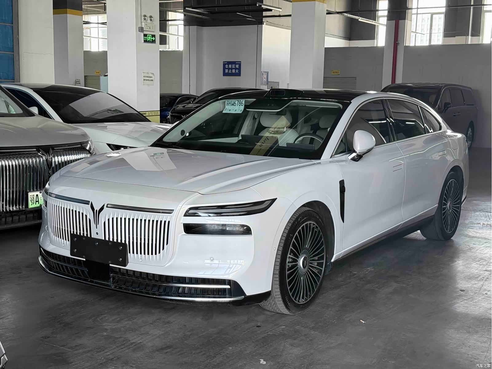 Voyah Passion, 2025 1