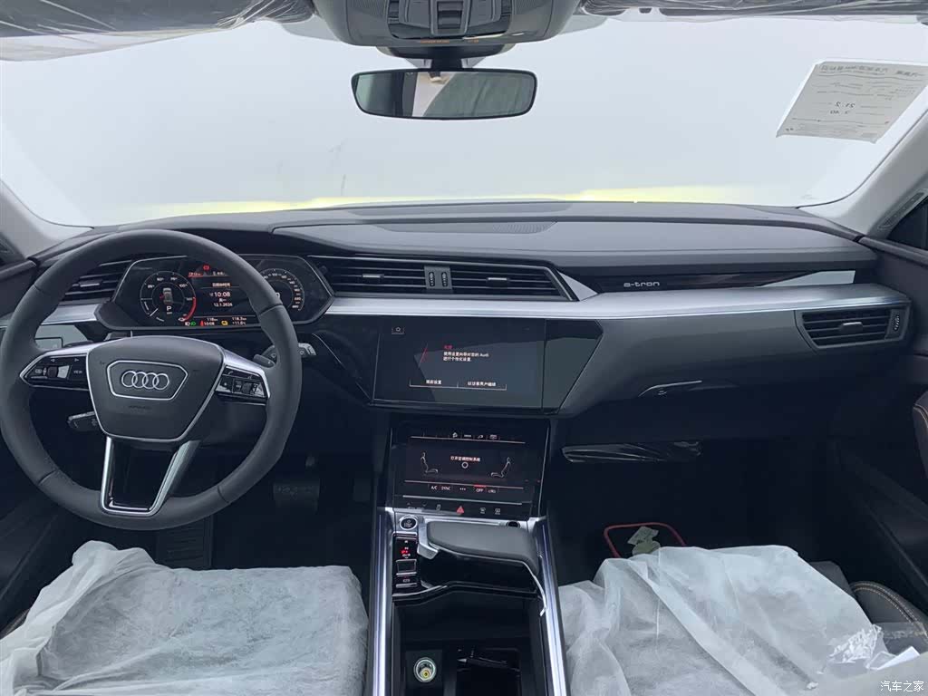 Audi e-tron, 2026 17