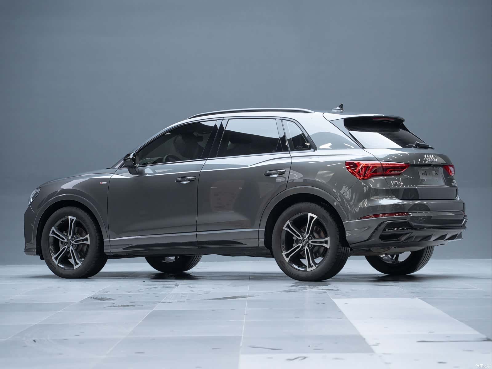 Audi Q3, 2023 8