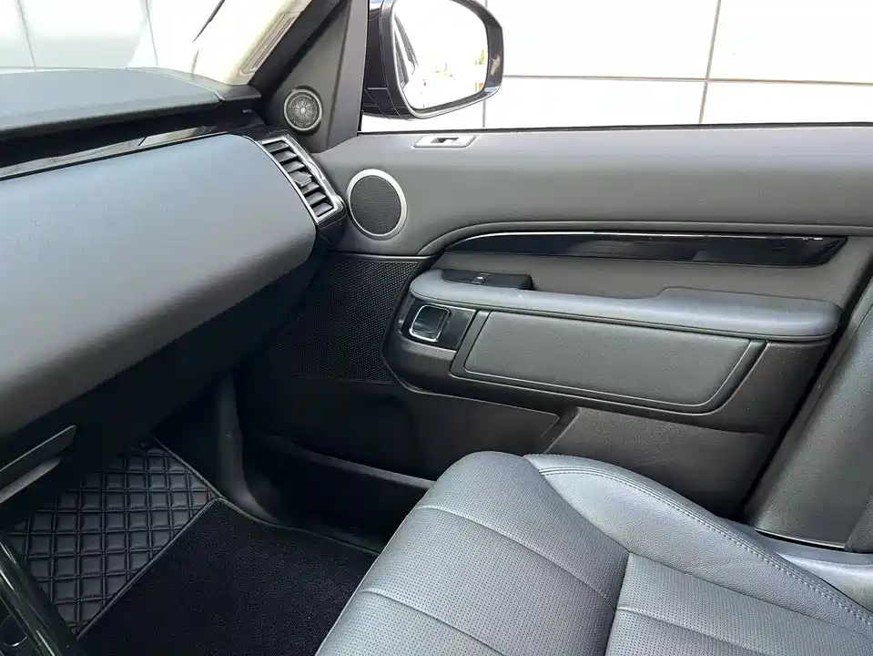 Land Rover discover