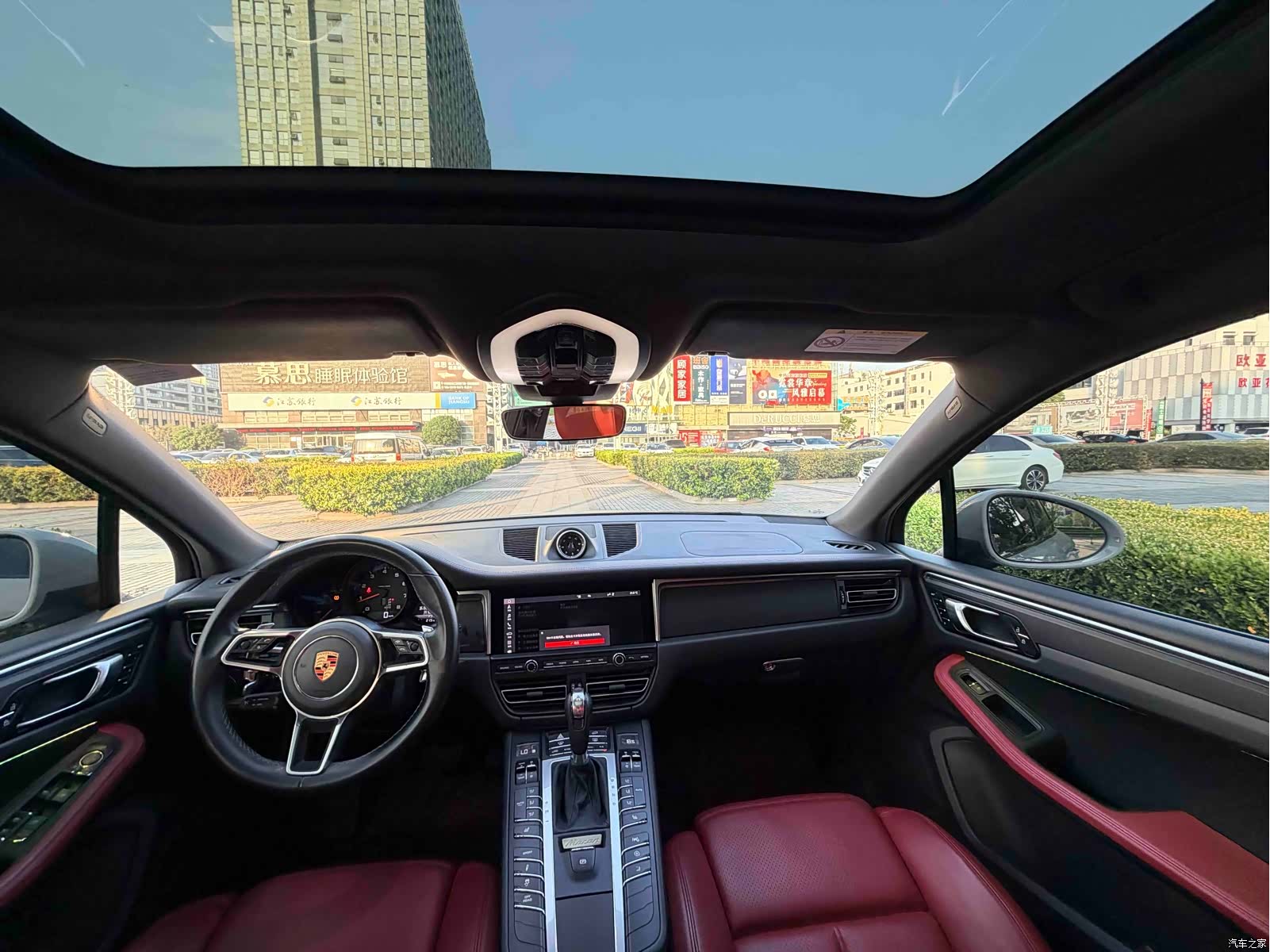 Porsche Macan, 2020 6
