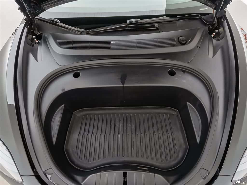 Tesla Model 3, 2023 6