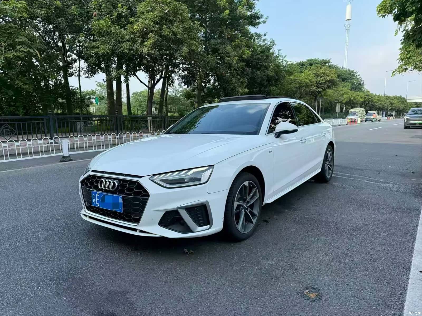 Audi A4L, 2021 1