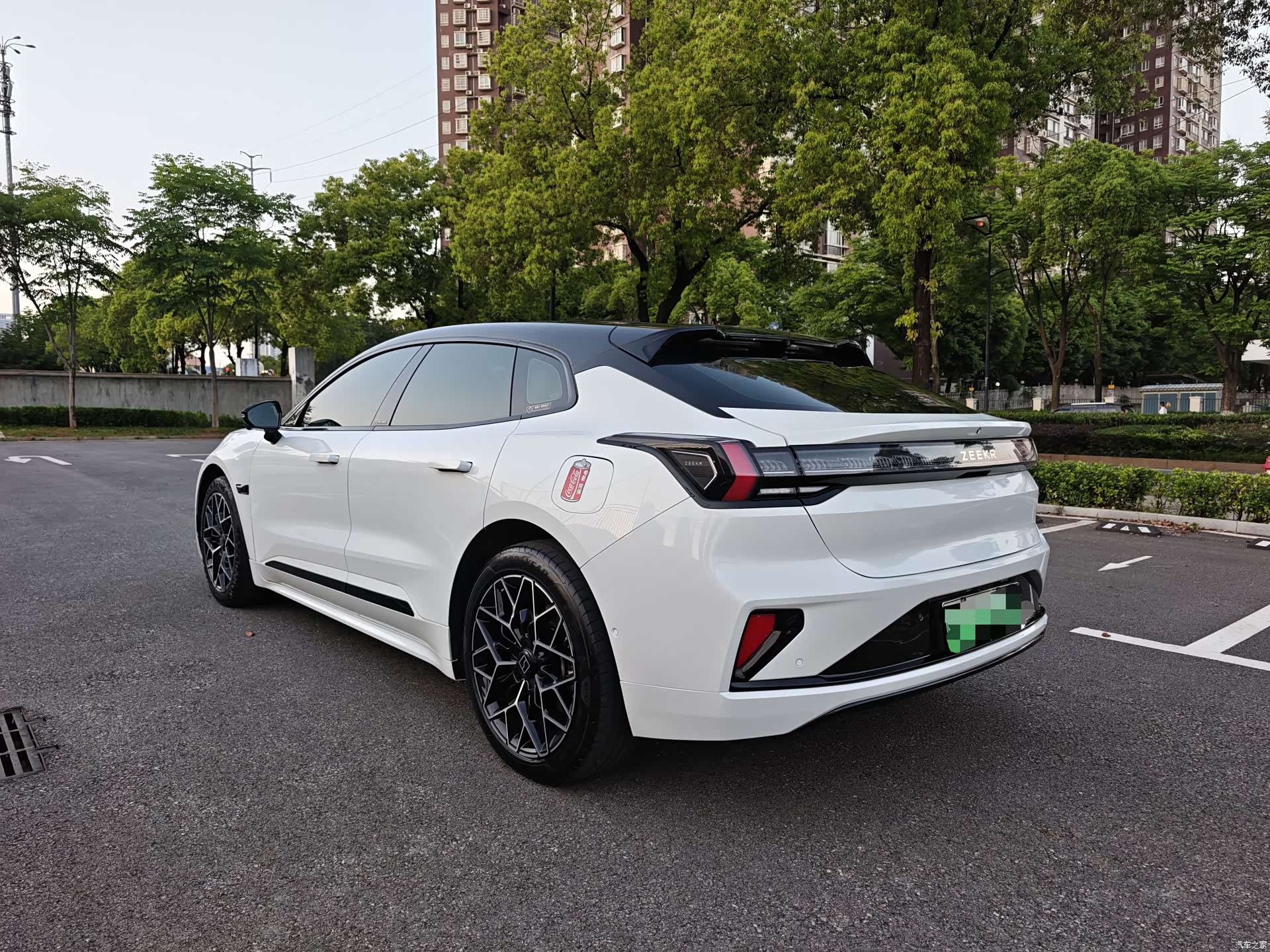 Zeekr 001, 2024 9