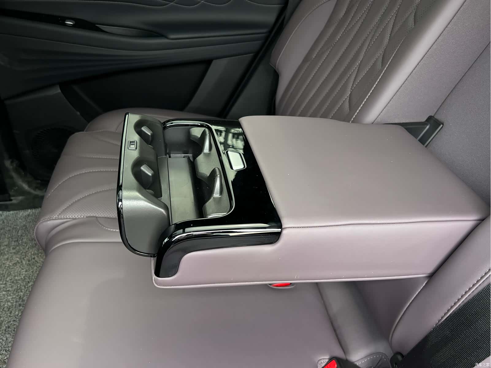 Chery Tiggo 9, 2025 24
