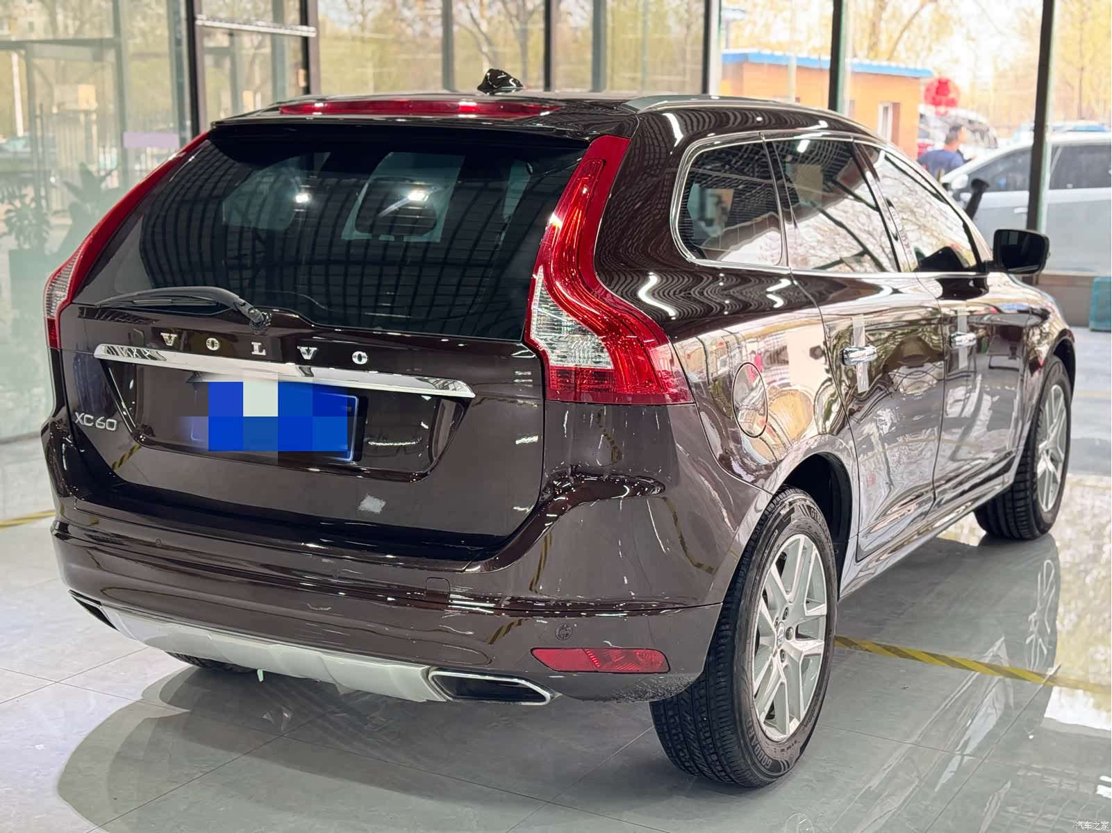 Volvo XC60, 2017 все фото