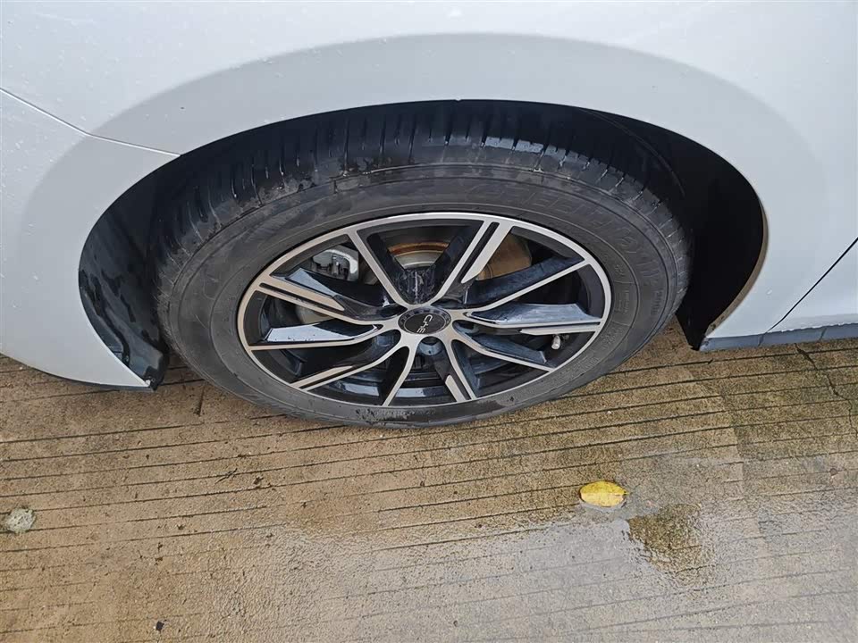 BYD Seal 06