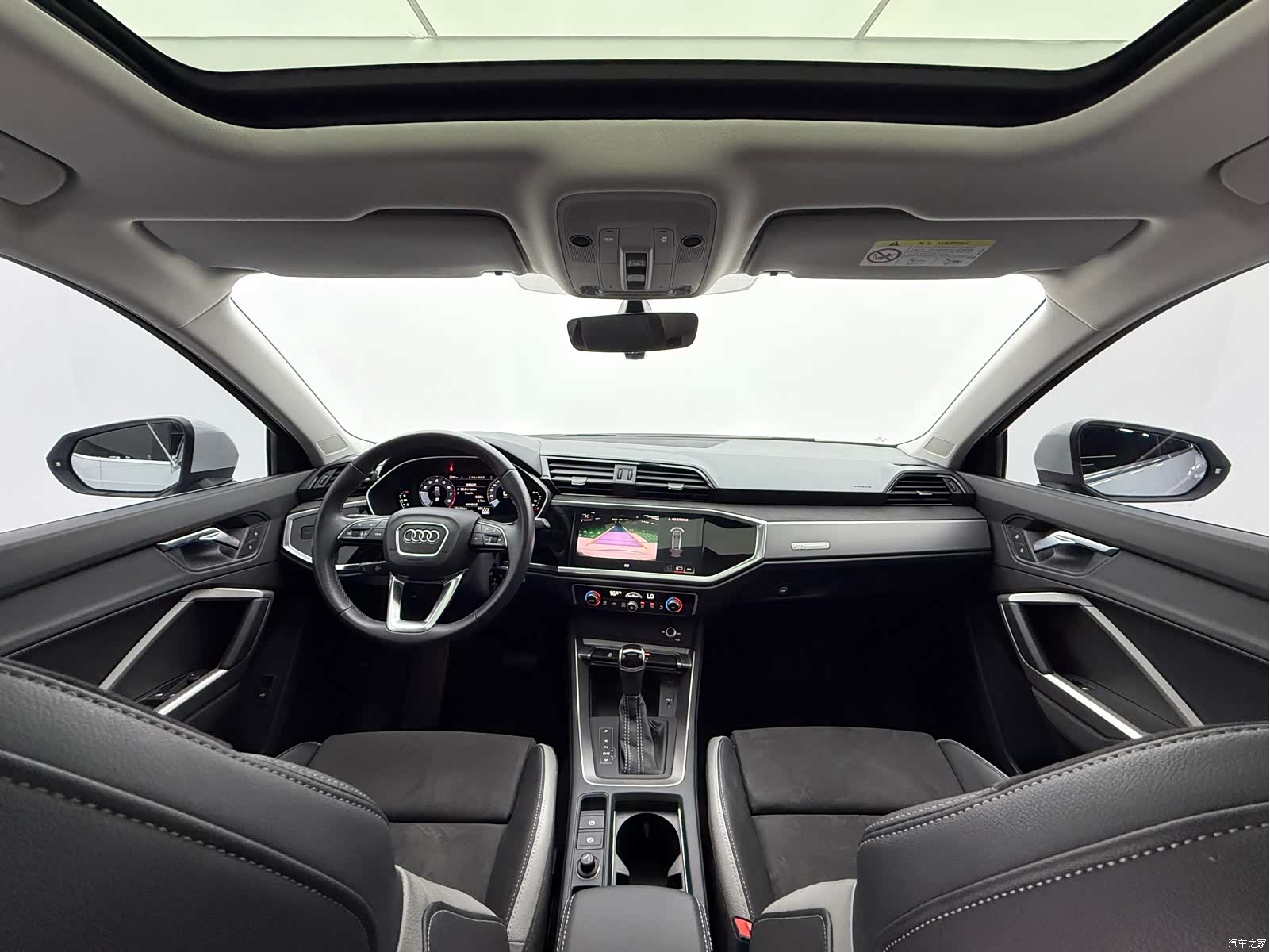 Audi Q3, 2023 8