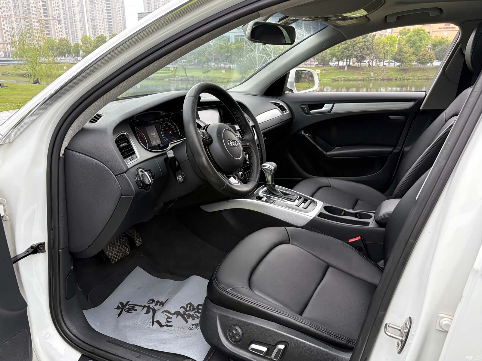Audi A4L, 2015 6