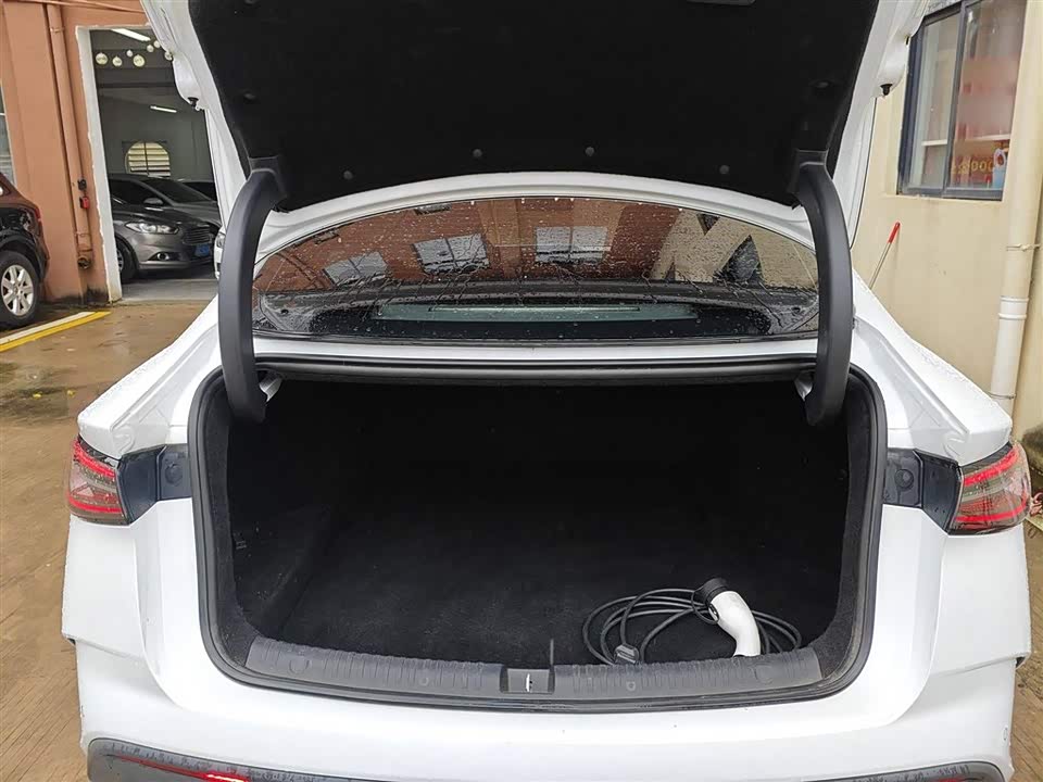 BYD Seal 06