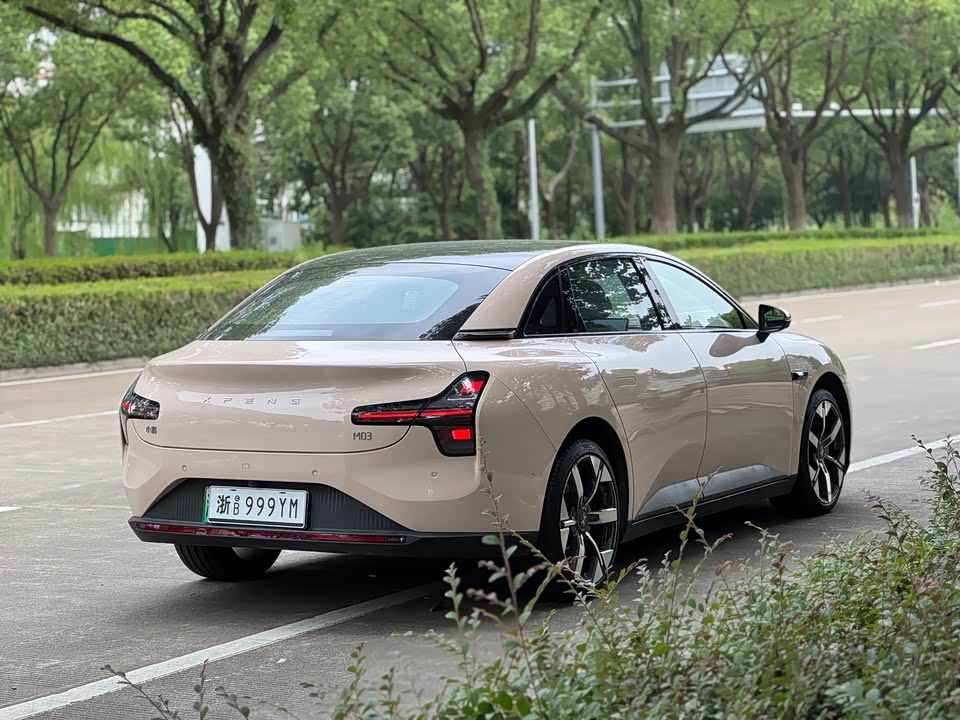 XPENG MONA M03