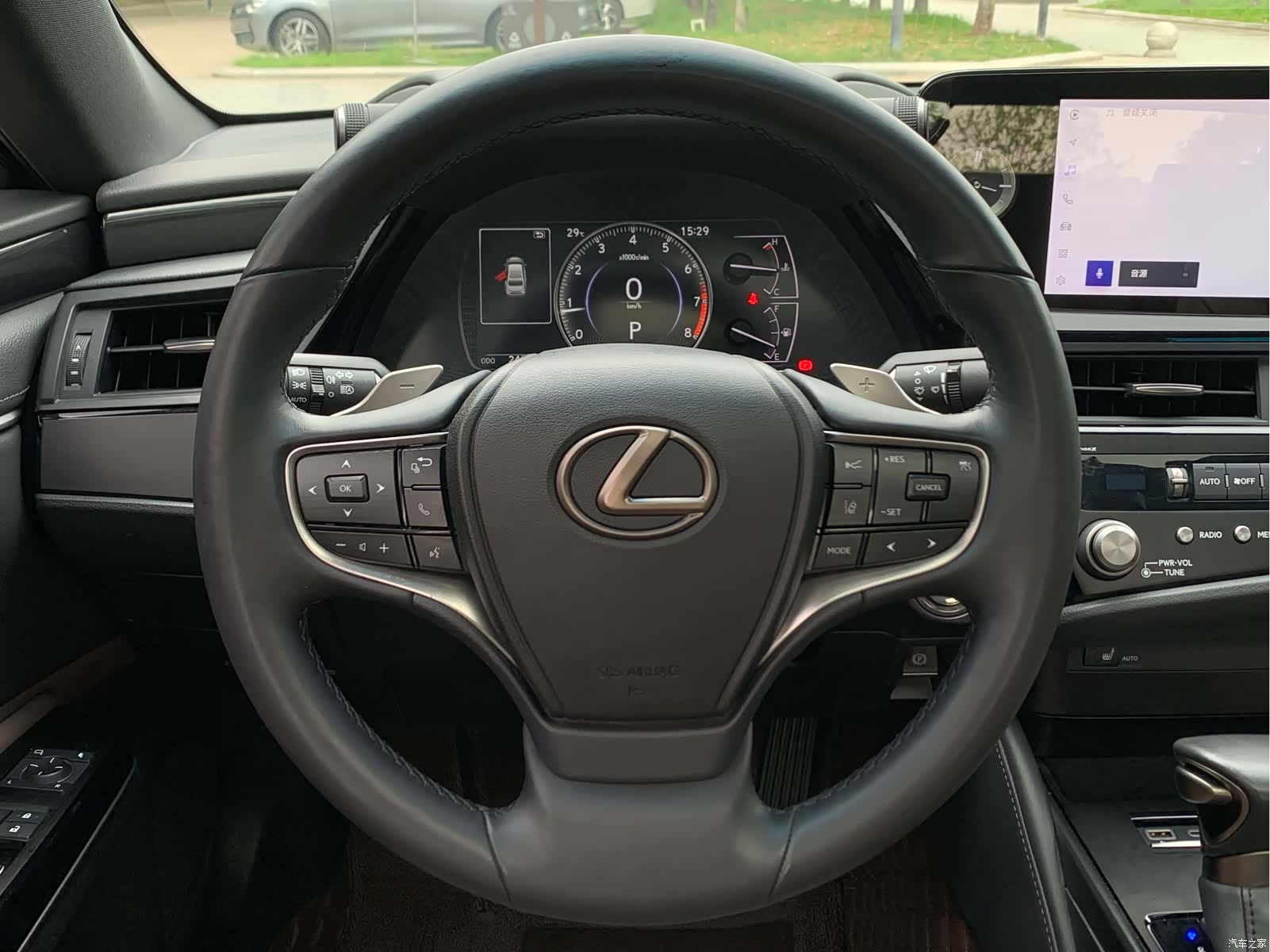 Lexus ES, 2024 7