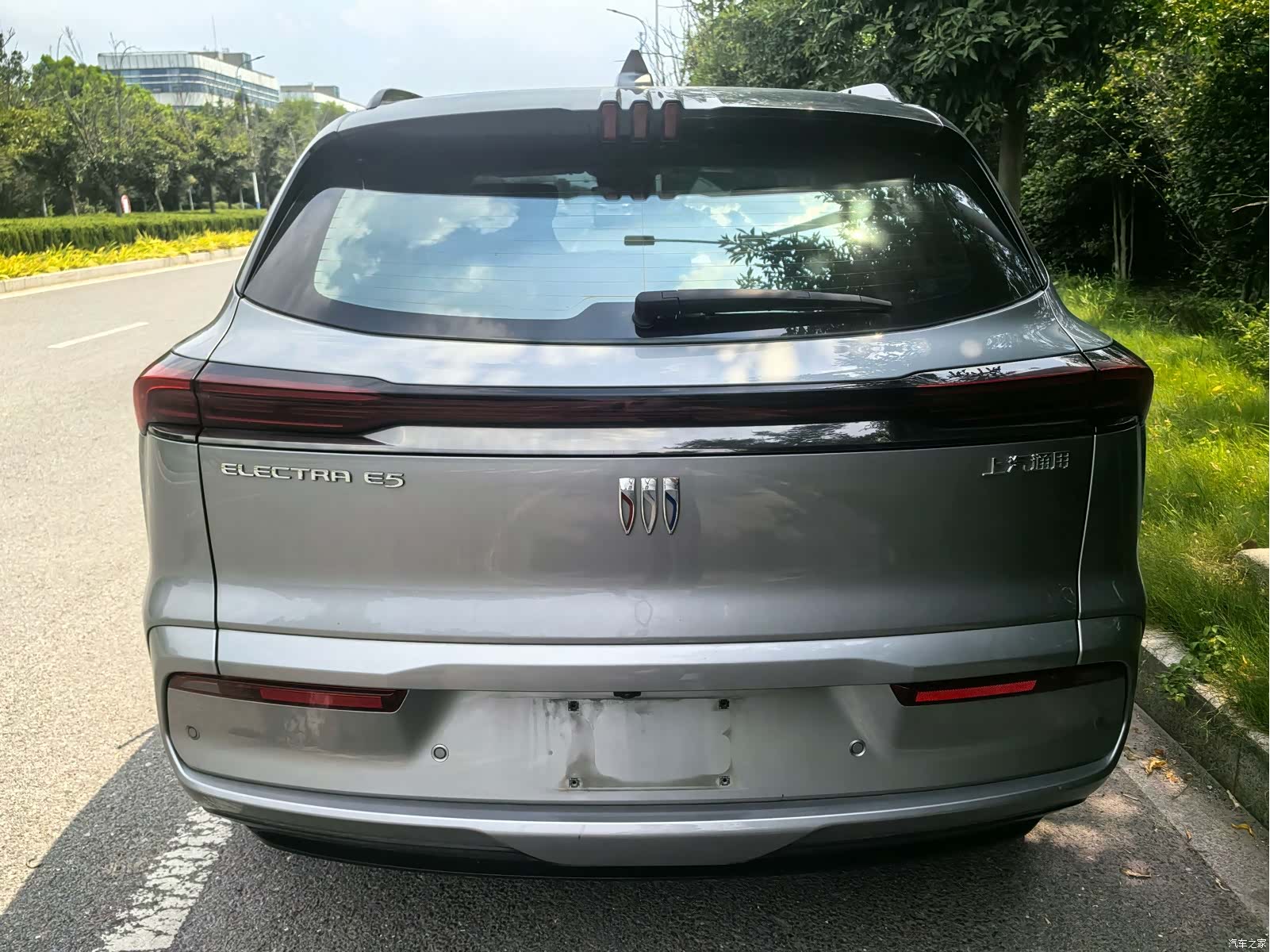 Buick E5, 2023 10
