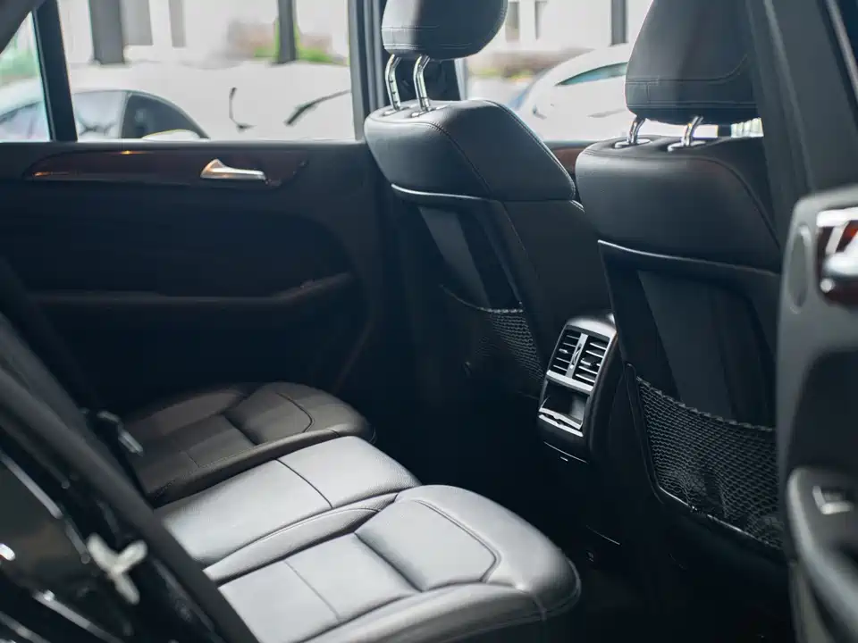 Mercedes-Benz M class