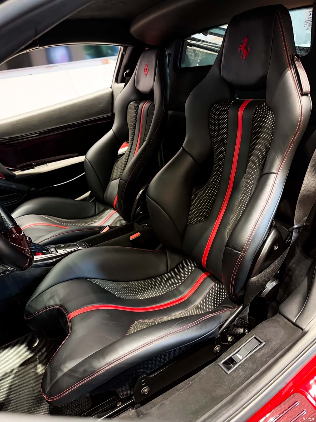 Ferrari 458, 2013 8