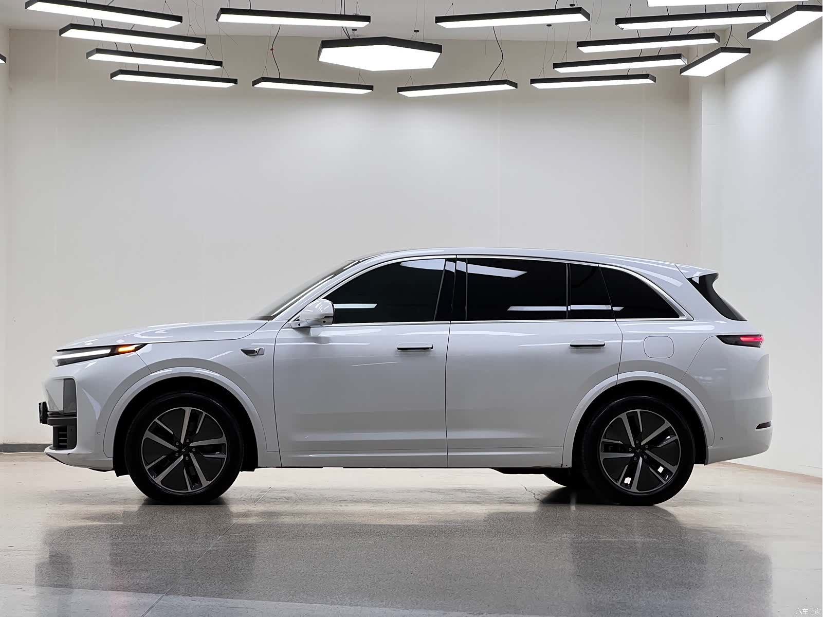 Li Auto L7, 2024 4