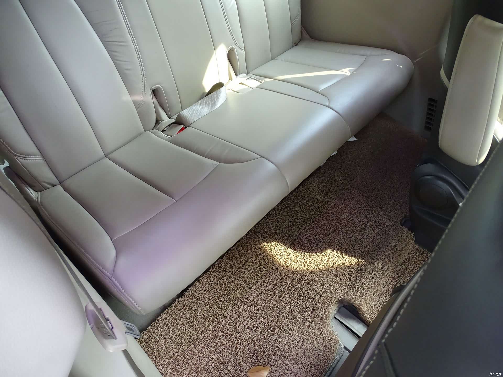 Buick GL8, 2011 51