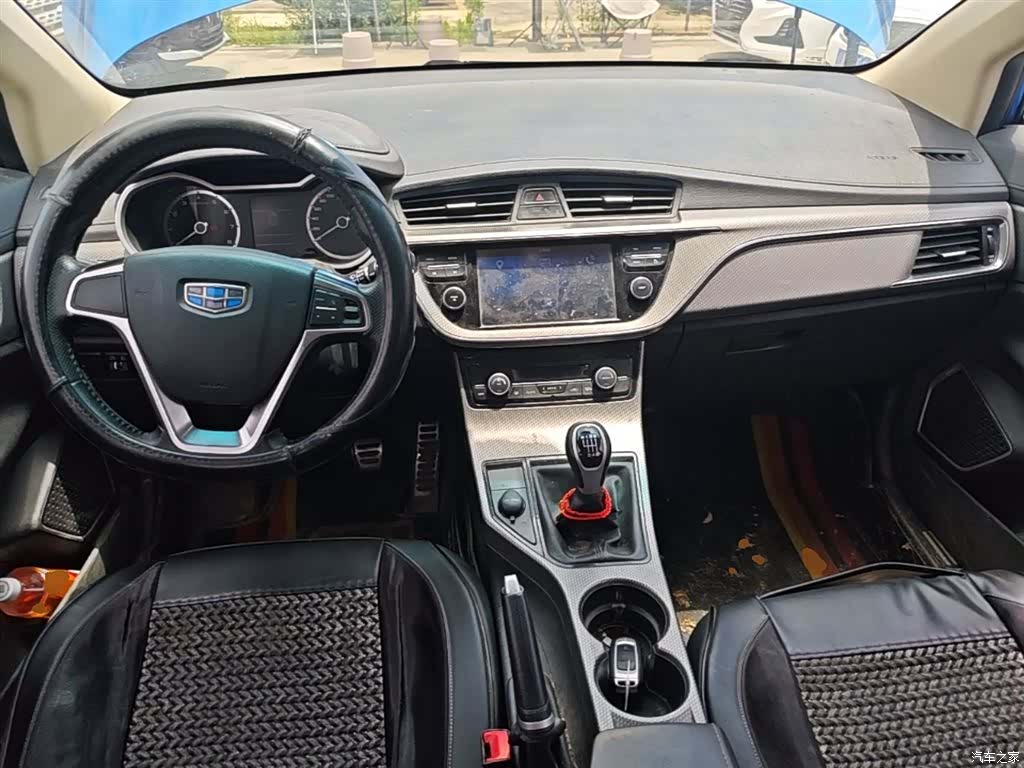 Geely Emgrand, 2017 10