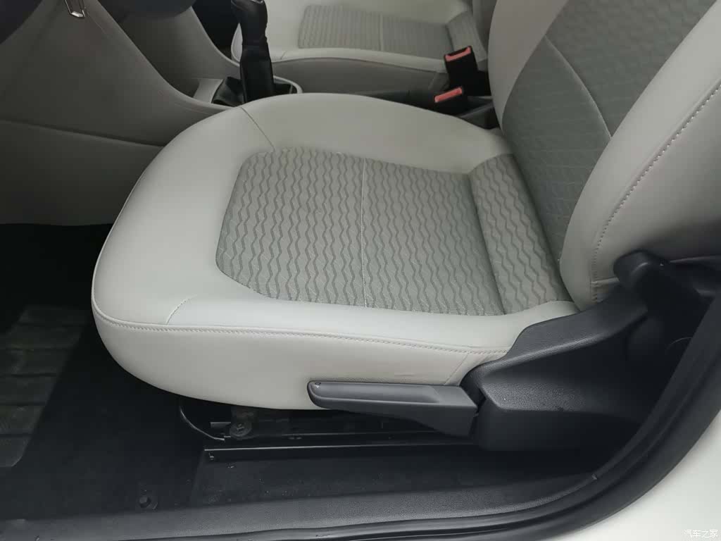 Skoda Rapid, 2016 20