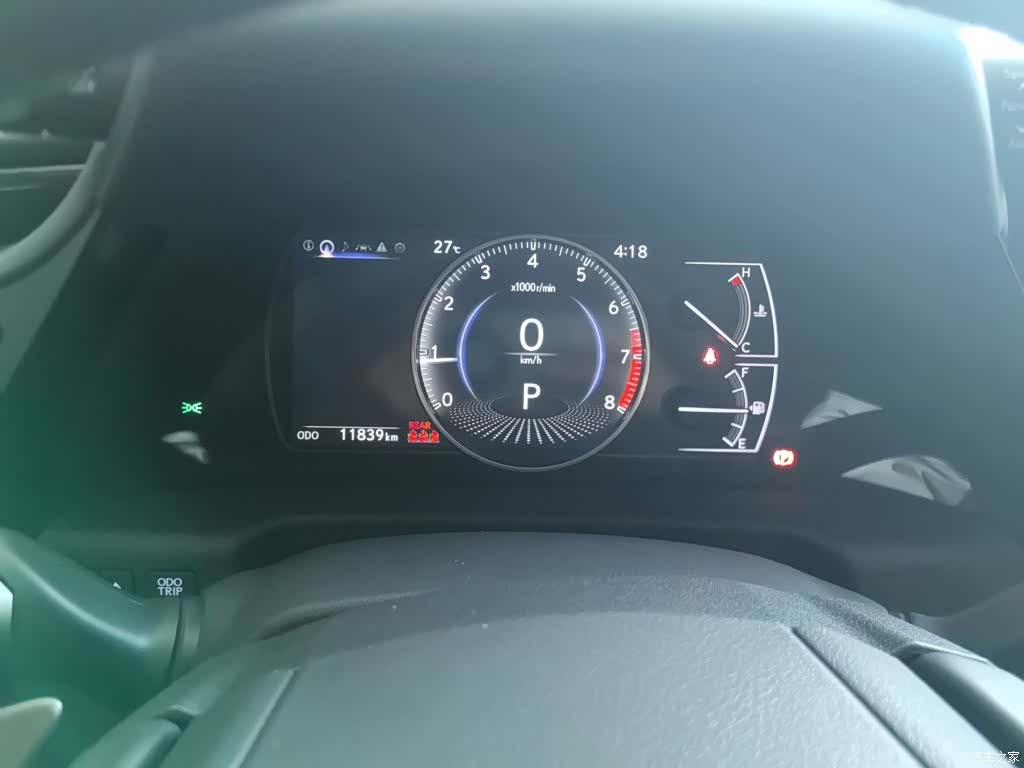 Lexus ES, 2024 3