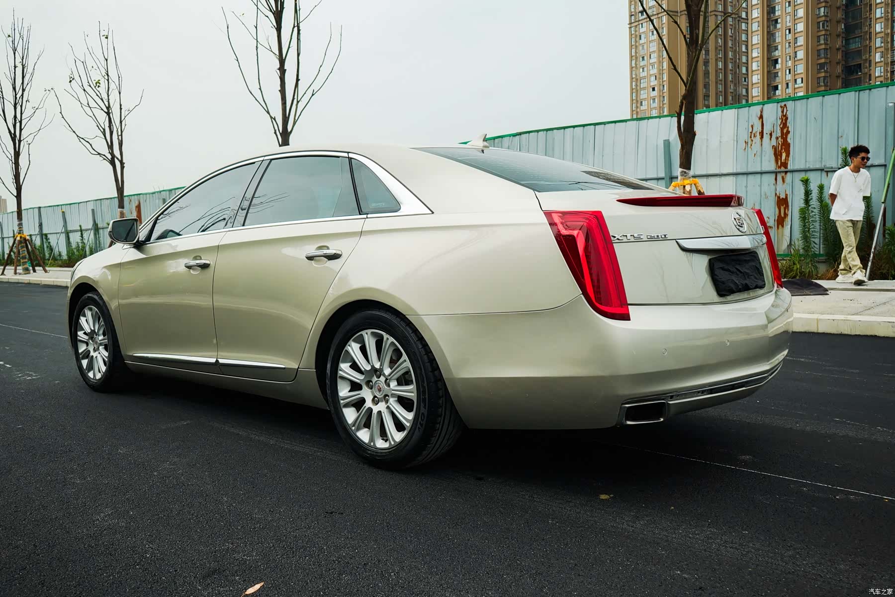 Cadillac XTS, 2013 6