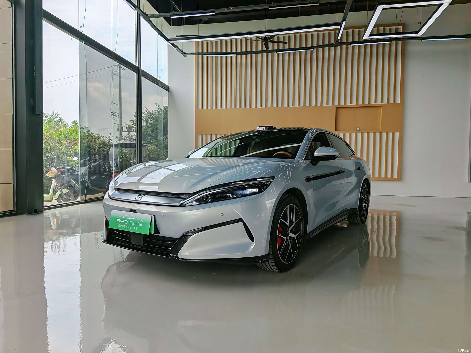 BYD Han, 2025 1