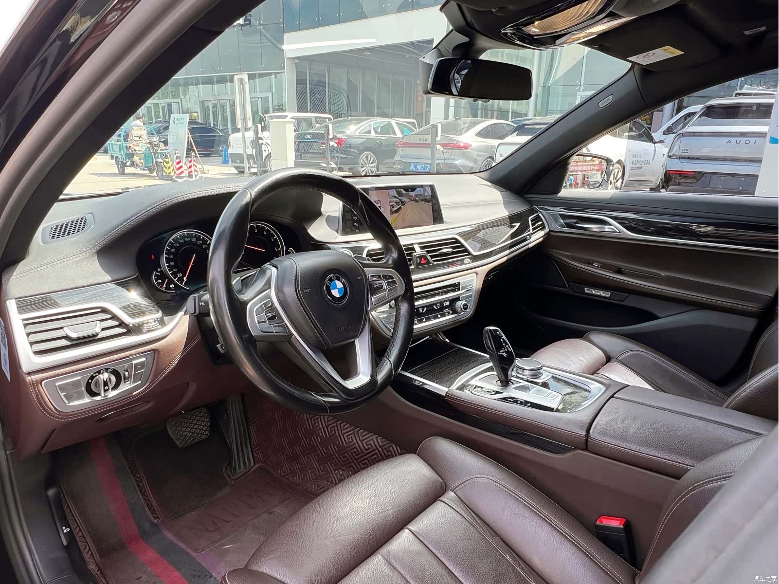 BMW 7 Series, 2017 все фото