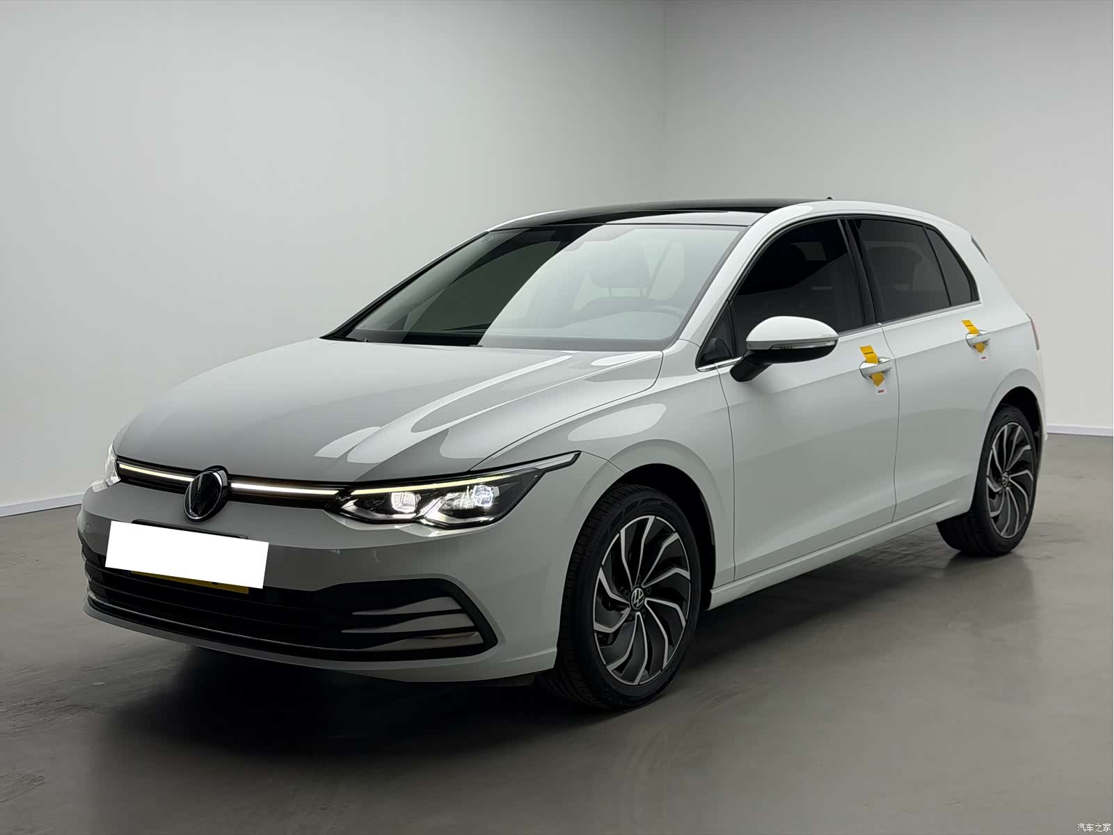 Volkswagen Golf, 2023 1