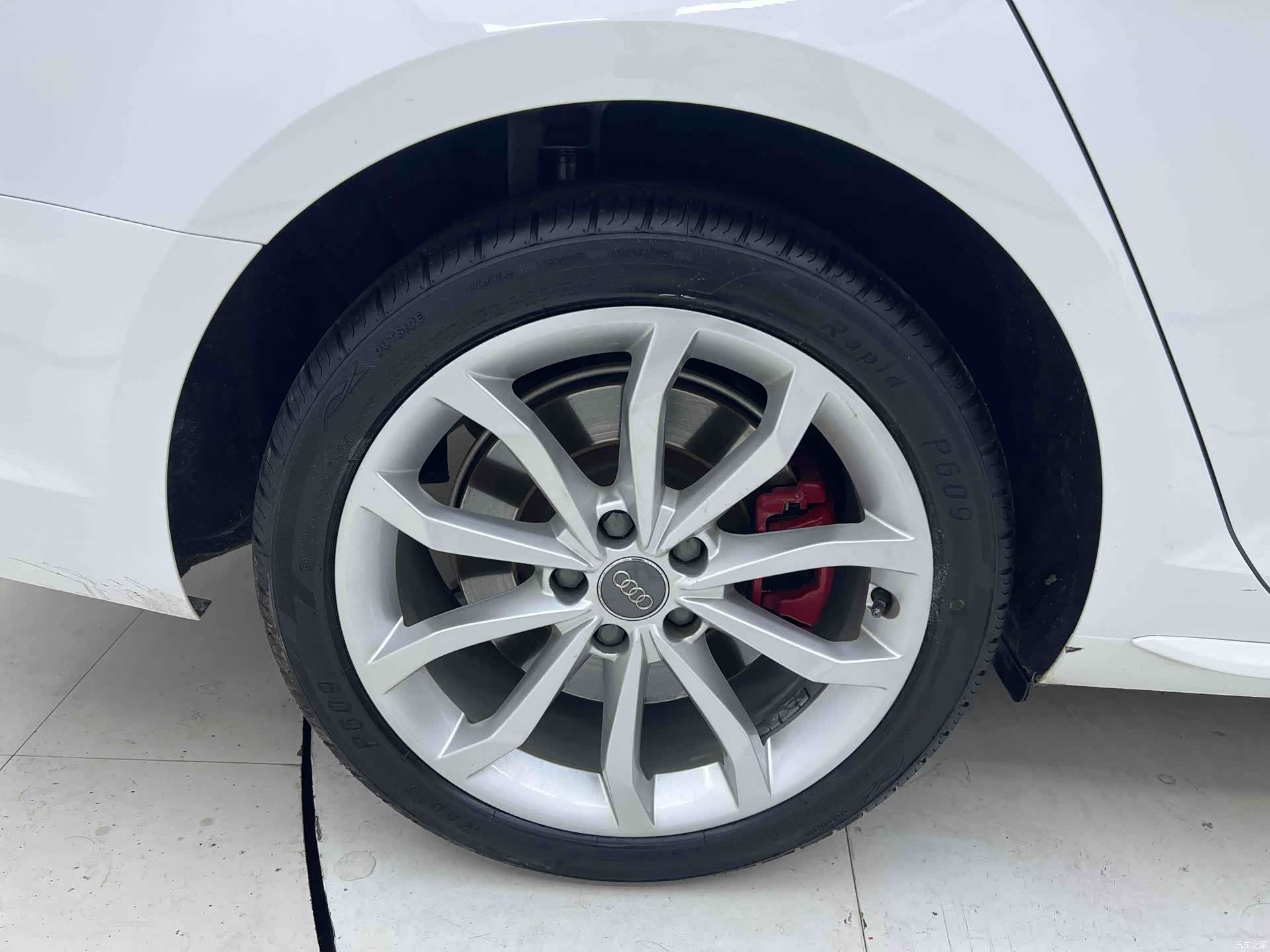 Audi A4L, 2018 19