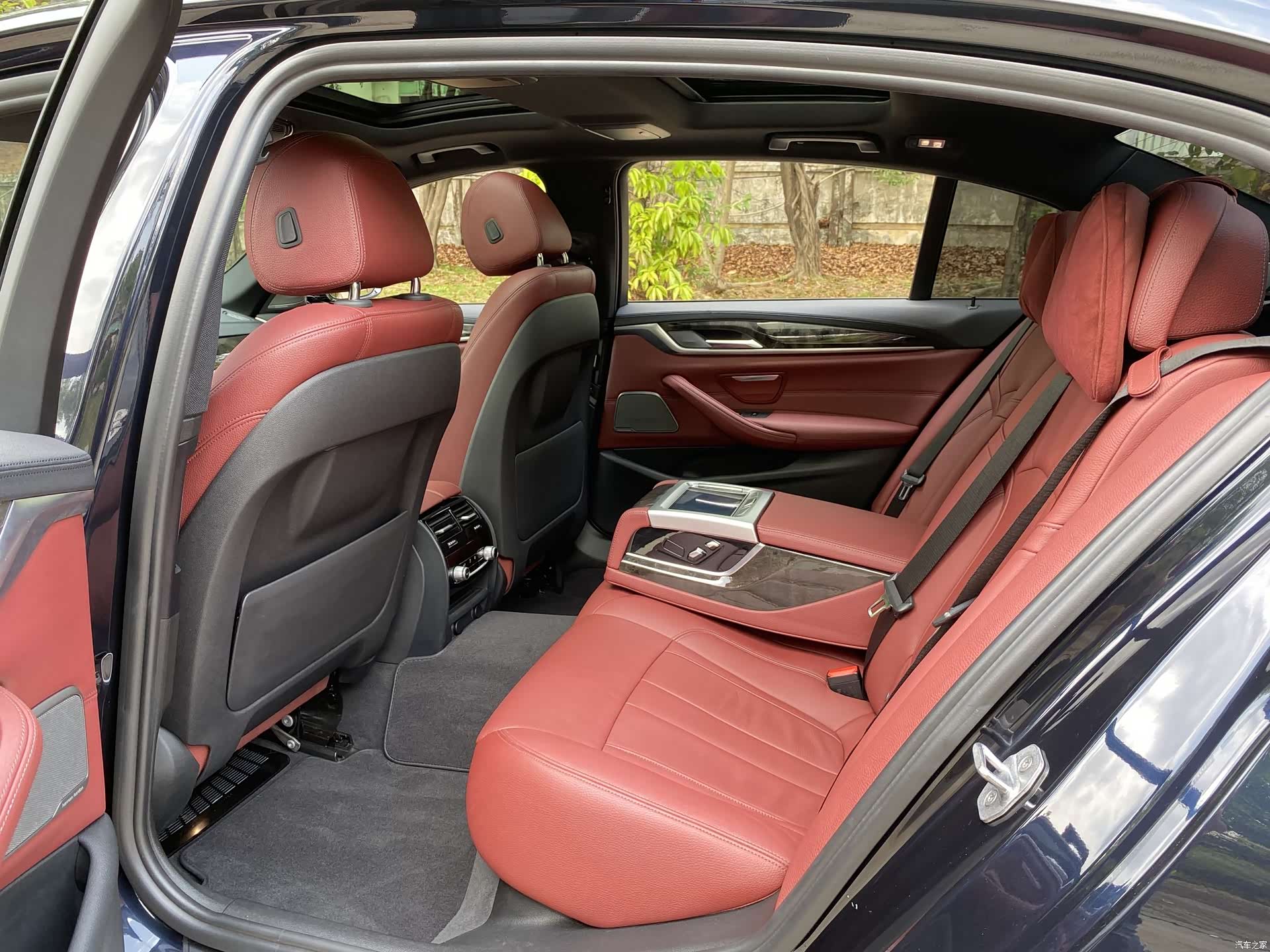 BMW 5 Series, 2018 6