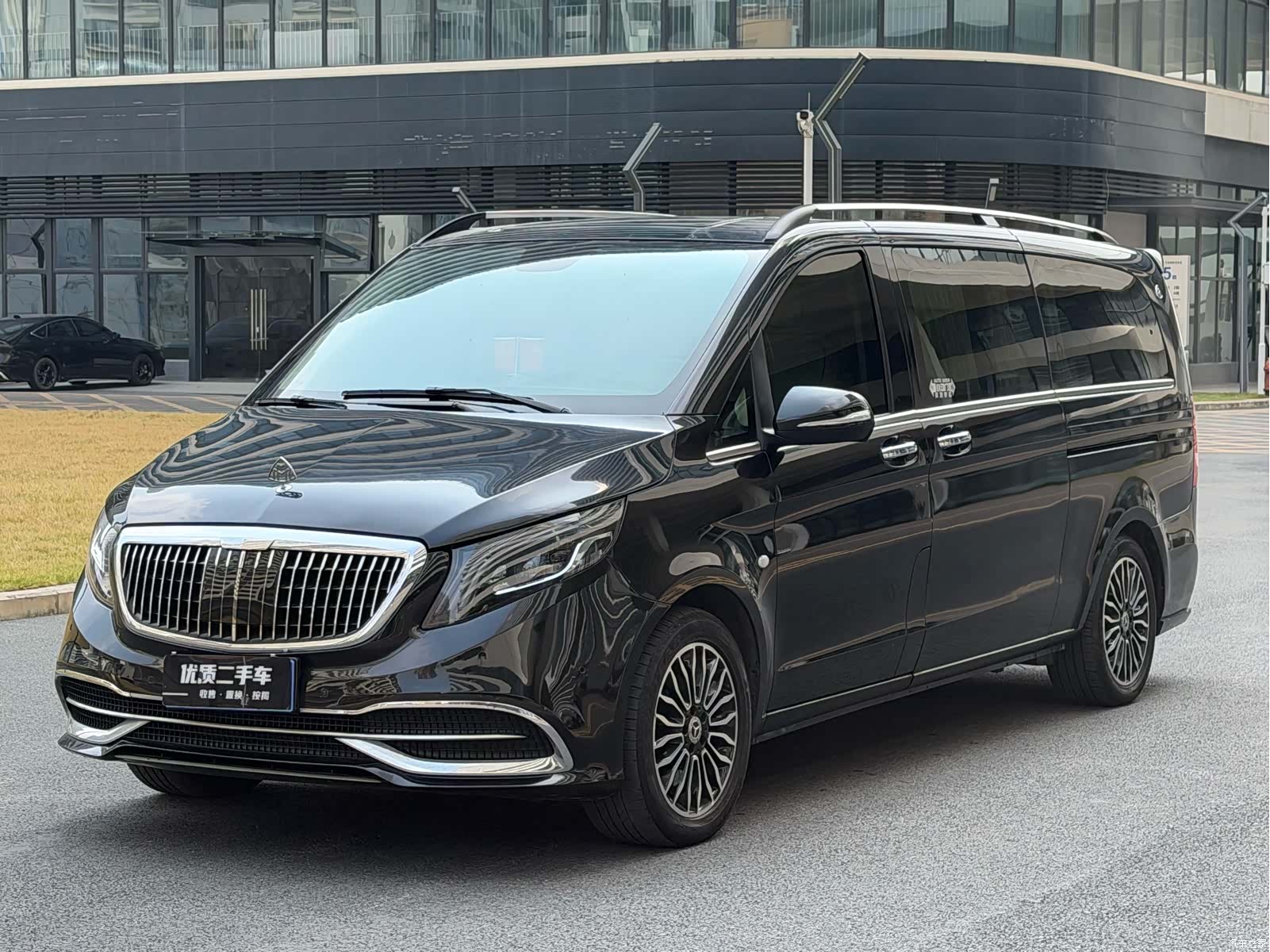 Mercedes-Benz 7, 2021 1