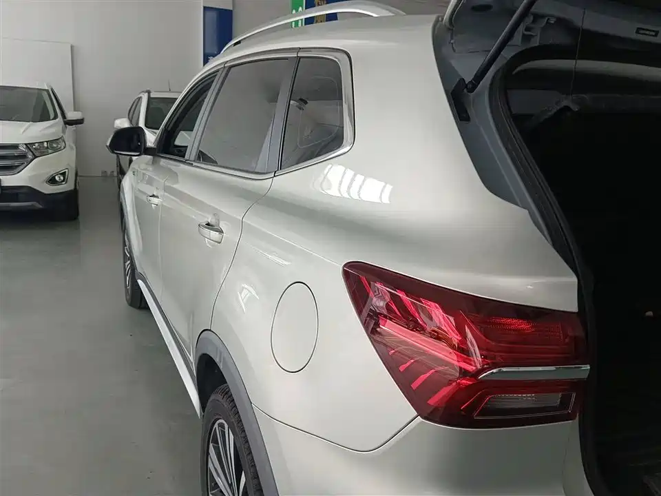 Roewe RX5 New energy